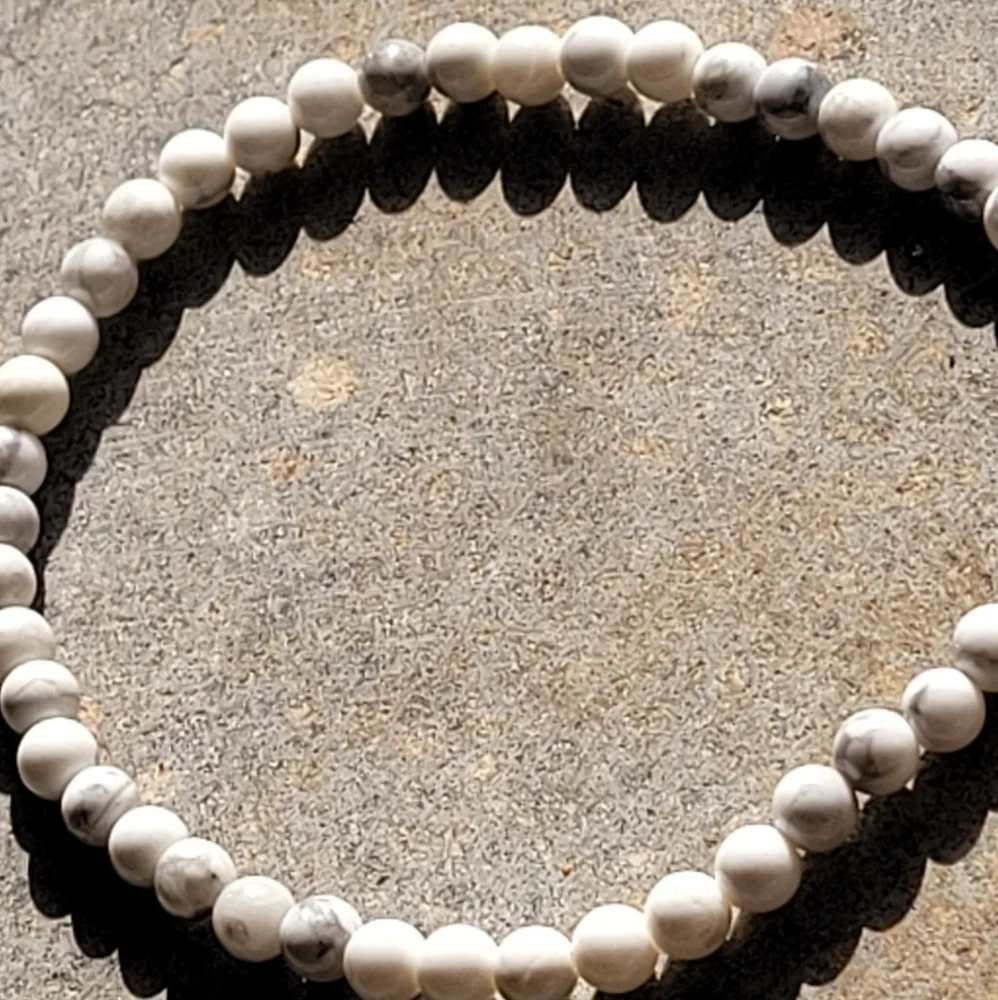 Howlite Stone Bead Handmade Bracelet Set of 4 - Picture 5 of 8